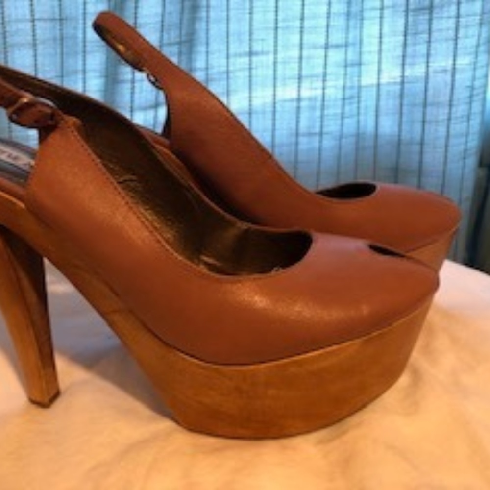 Steve Madden Peep Toe High Heels